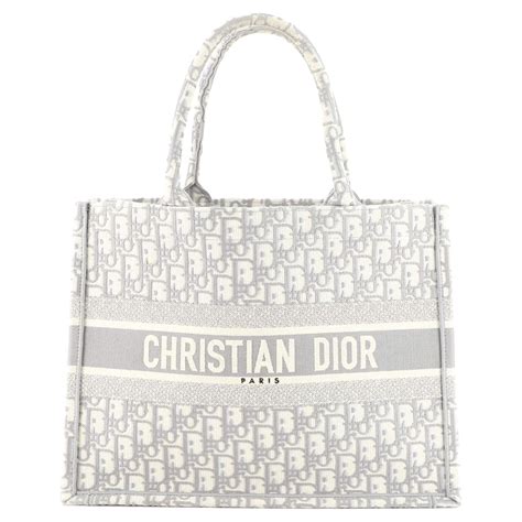 sac dior fourre tout|sac designer dior.